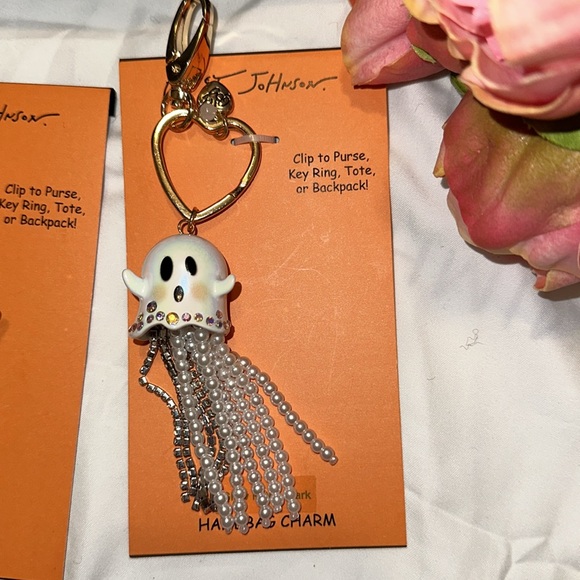 Betsey Johnson spider and ghost set of 2 key fobs/purse charms - Picture 3 of 10